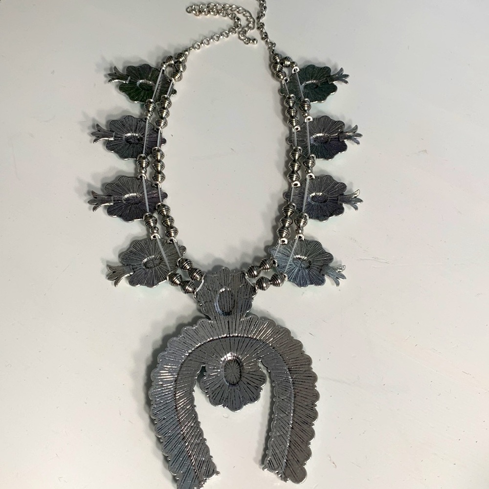 Vintage Style Southwestern Squash Blossom Necklace - Picture 7 of 7